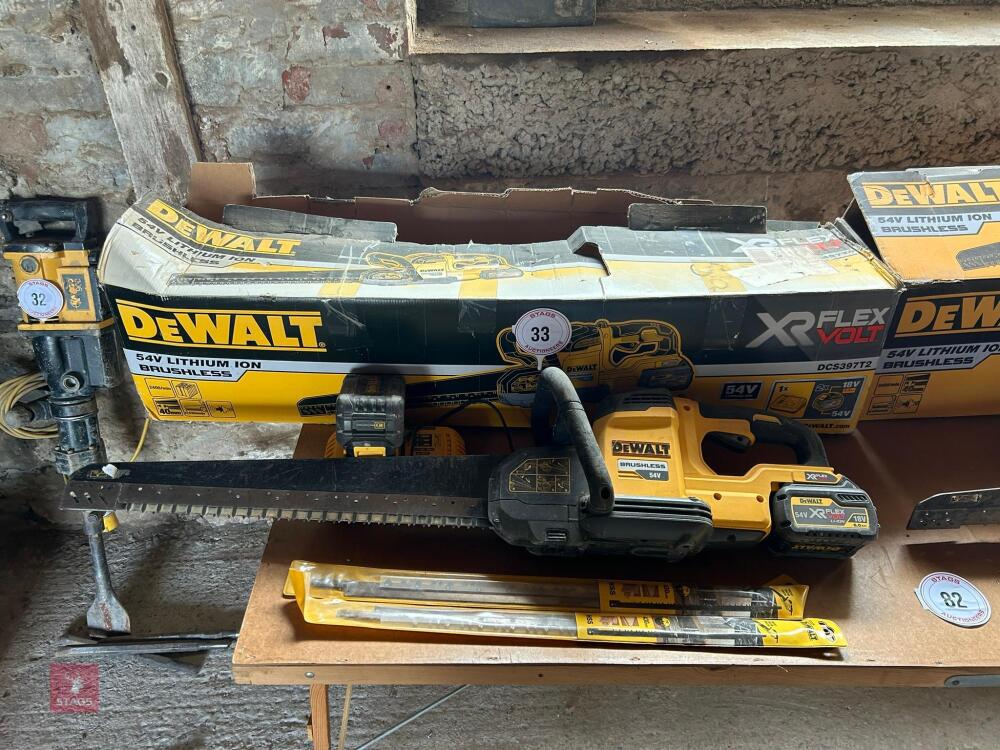 DEWALT DCS397T2 XR SAW