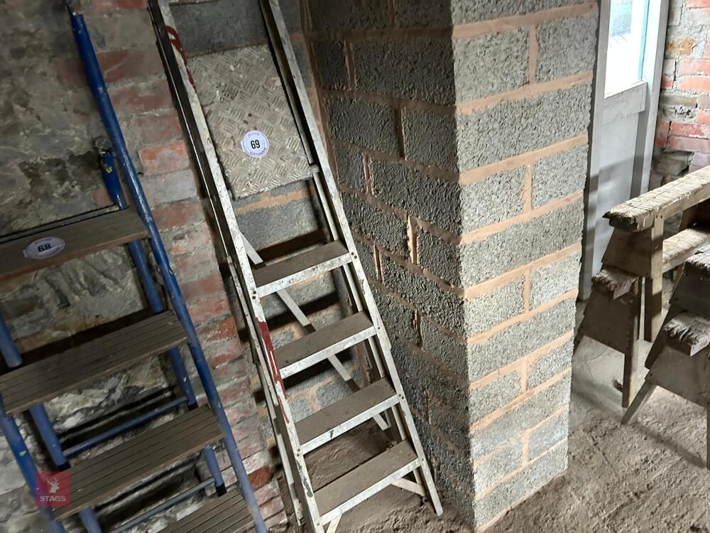 ALUMINIUM STEP LADDER