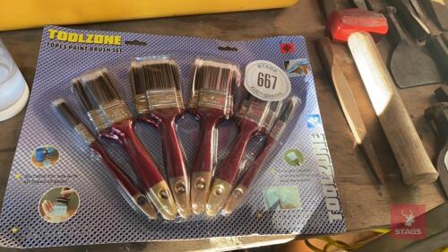 PAINT BRUSH SET All items must be collected from the sale site within 2 weeks of the sale closing otherwise items will be disposed off at the purchasers loss (purchasers will still be liable for outstanding invoices). The sale site will be open to facili