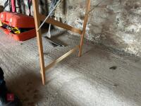 FOLDING TABLE - 4