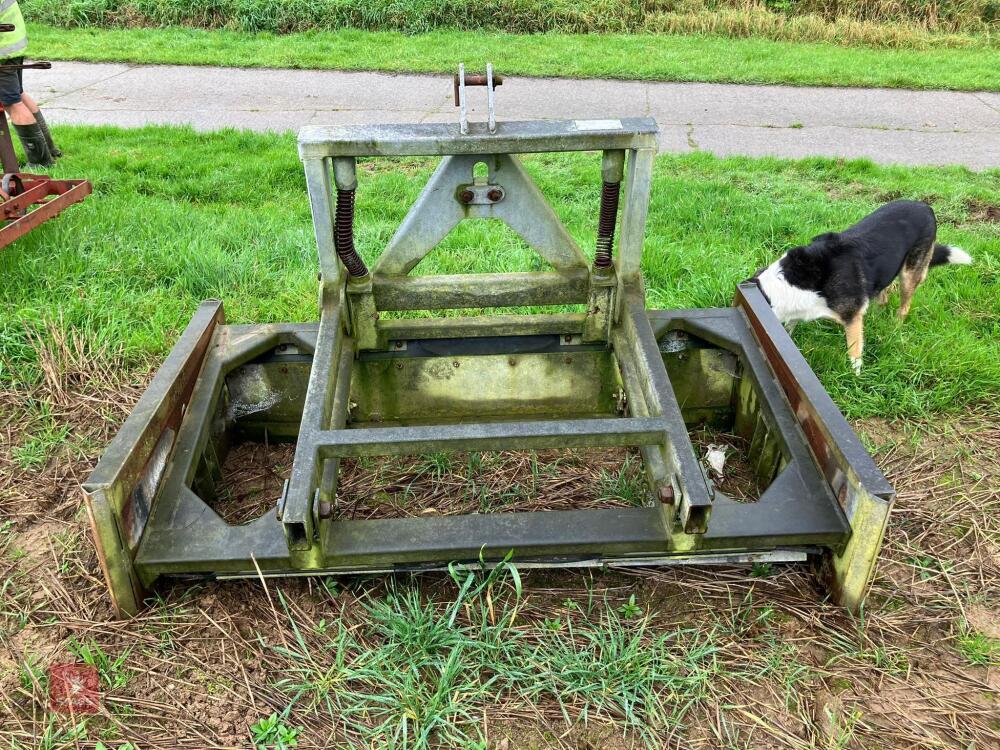 GALVANISED EASISCRAPE YARD SCRAPER