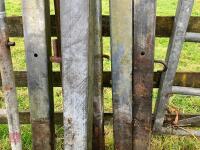 5 GALVANISED HANGING/LATCHING POSTS - 4