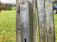 5 GALVANISED HANGING/LATCHING POSTS - 9