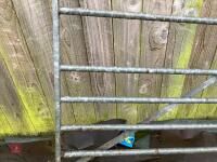 10' GALVANISED GATE - 11