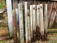 10 GALVANISED HANGING/LATCHING POSTS