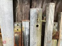 10 GALVANISED HANGING/LATCHING POSTS - 3