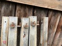 10 GALVANISED HANGING/LATCHING POSTS - 12