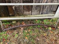 2 GALVANISED CATTLE FEED BARRIERS - 9