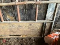 13' 9'' CATTLE FEED BARRIER - 4