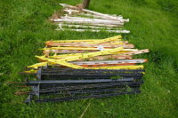 APPROX 55 PLASTIC ELECTRIC FENCE STAKES - 2