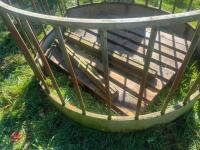 GALVANISED SHEEP RING FEEDER - 4