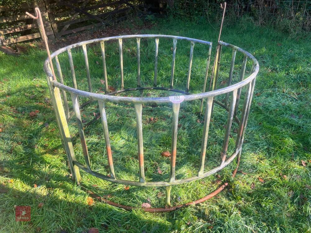 SHEEP RING FEEDER