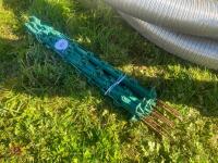 10 GREEN ELECTRIC FENCING STAKES - 4