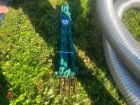 10 GREEN ELECTRIC FENCING STAKES - 5