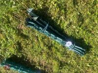 10 GREEN ELECTRIC FENCING STAKES - 2