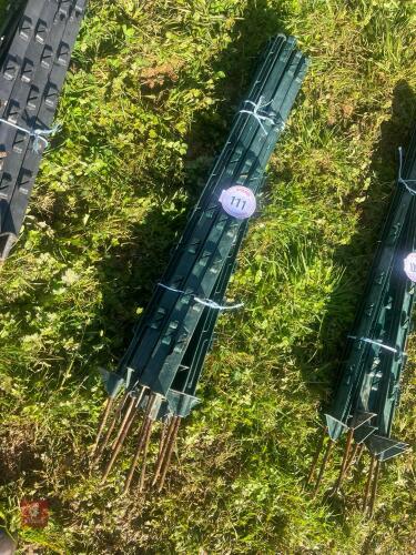 10 GREEN ELECTRIC FENCING STAKES