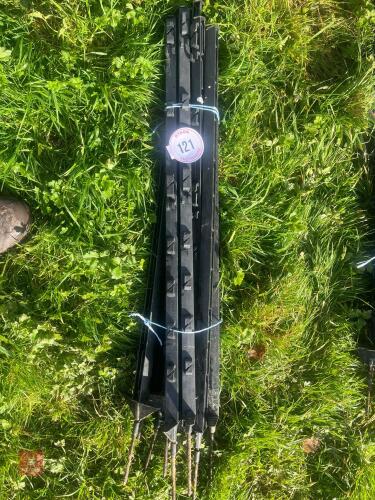 10 BLACK ELECTRIC FENCING STAKES