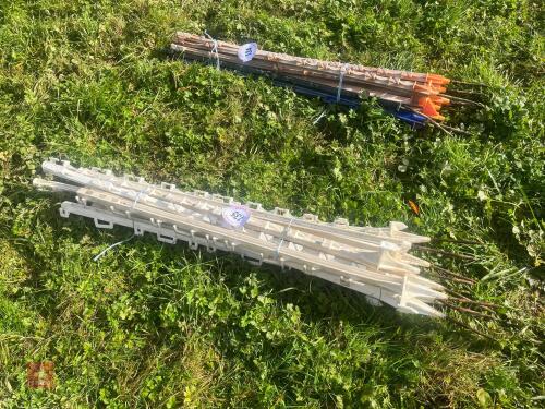 10 WHITE ELECTRIC FENCING STAKES