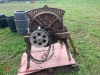 VINTAGE ROOT CHOPPER - 2