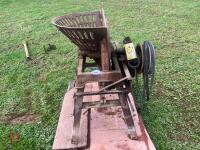 VINTAGE ROOT CHOPPER - 12