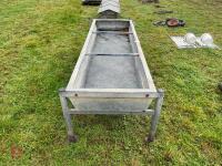 8' GALVANISED FREESTANDING CATTLE TROUGH - 4