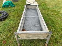 8' GALVANISED FREESTANDING CATTLE TROUGH - 8