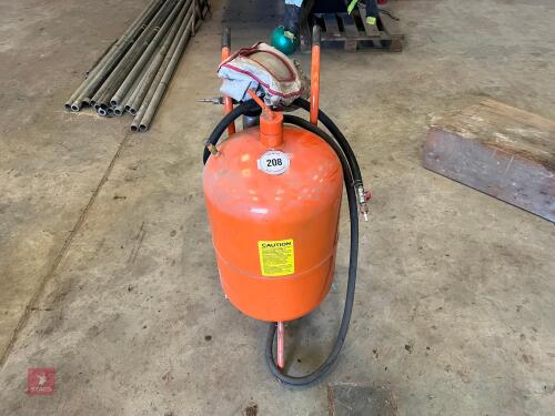 200 GALLON SANDBLASTER