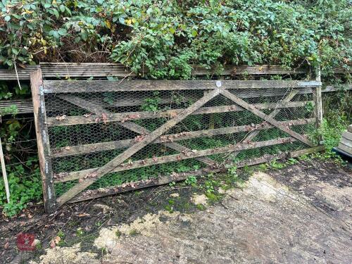 13' WOODEN FIELD GATE