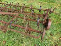 KONGSKILDE 9' 4'' SPRING TINE CULTIVATOR - 13