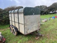 10' LIVESTOCK TRAILER