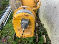 CLARKE CCM125C ELECTRIC CEMENT MIXER - 5