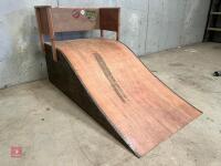 SKATEBOARD RAMP - 2