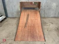 SKATEBOARD RAMP - 11