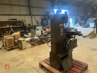 VICEROY AEW HORIZONTAL MILLING MACHINE - 10