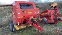 2000 NEW HOLLAND 648 ROUND BALER