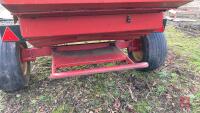 2000 NEW HOLLAND 648 ROUND BALER - 9