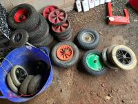 MIXED WHEELS & TYRES (17) - 9