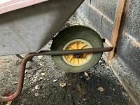 WHEELBARROW (29) - 5