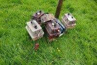 4 HOTLINE/1 GALV ELECTRIC FENCE UNITS