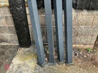 4 ALUMINIUM POSTS (34) - 5