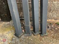 4 ALUMINIUM POSTS (34) - 6