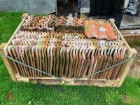 160 TRIPLE ROMAN CLAY TILES (39) - 8