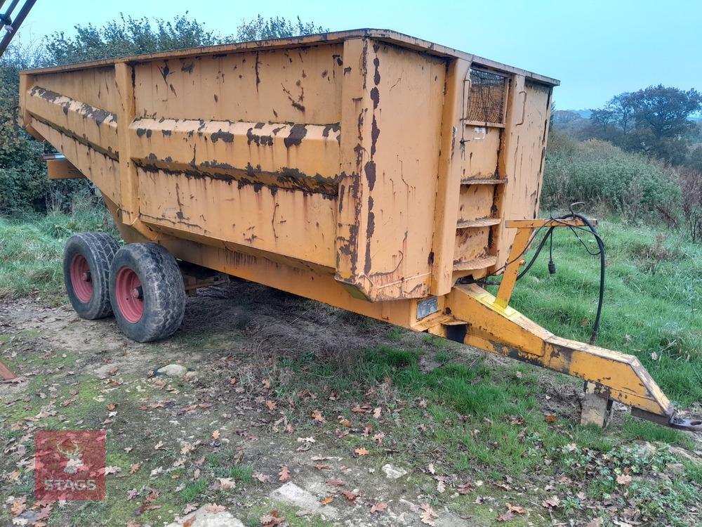 RICHARD WESTERN DUMP TRAILER