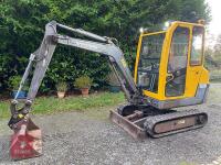 2008 VOLVO EC20B XTV 2T MINI DIGGER - 6