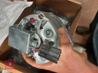 JOHN DEERE ALTERNATOR - 4