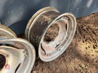 30'' FRONT TRACTOR RIMS (S/R) - 5