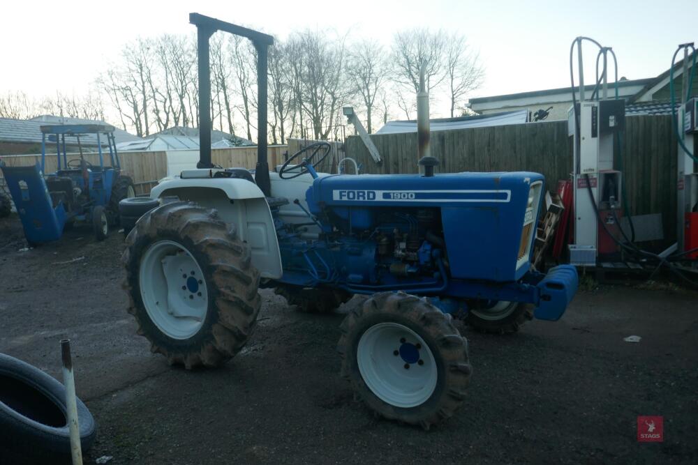 FORD 1900 4WD COMPACT TRACTOR