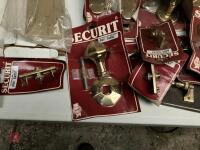 LARGE QTY OF BRASS DOOR ASSESSORIES - 5