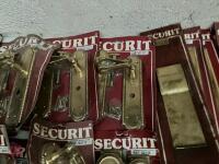 LARGE QTY OF BRASS DOOR ASSESSORIES - 9