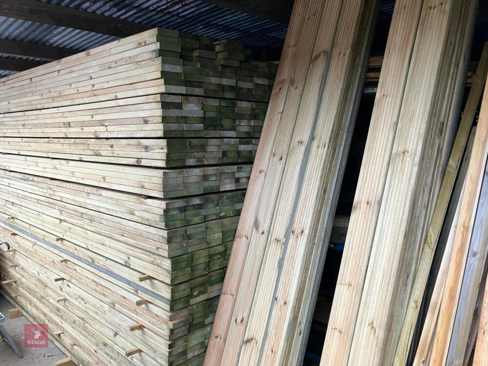 50 X 3M X 5'' X 1'' LENGTHS OF DECKING